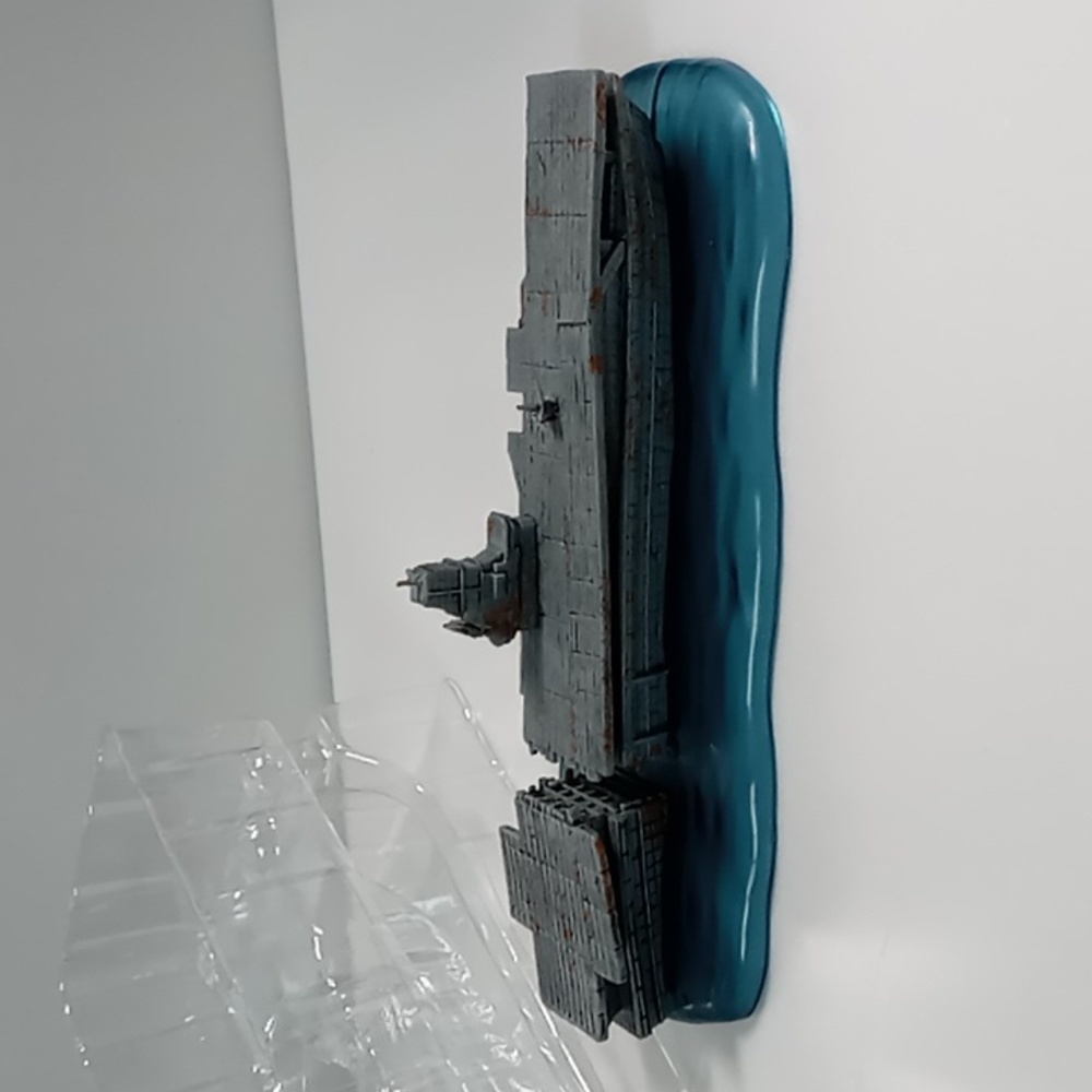 NIB Limited Edition Rivet City Figure - Picture 2 of 7